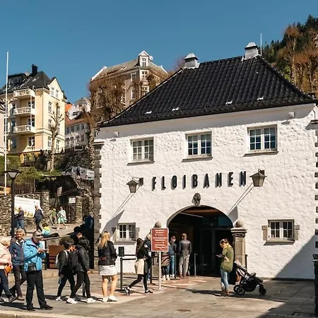Dinbnb L The 1880 Authentic Dream I 500m To Bryggen בית נופש ברגן