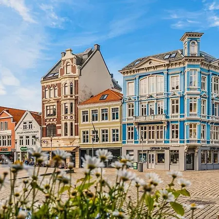 Dinbnb L The 1880 Authentic Dream I 500m To Bryggen בית נופש ברגן