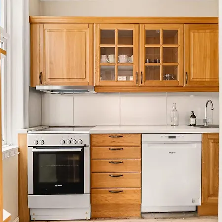 Holiday home Dinbnb L The 1880 Authentic Dream I 500m To Bryggen Bergen